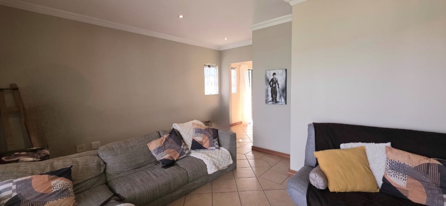 4 Bedroom Property for Sale in Caribbean Beach Club North West